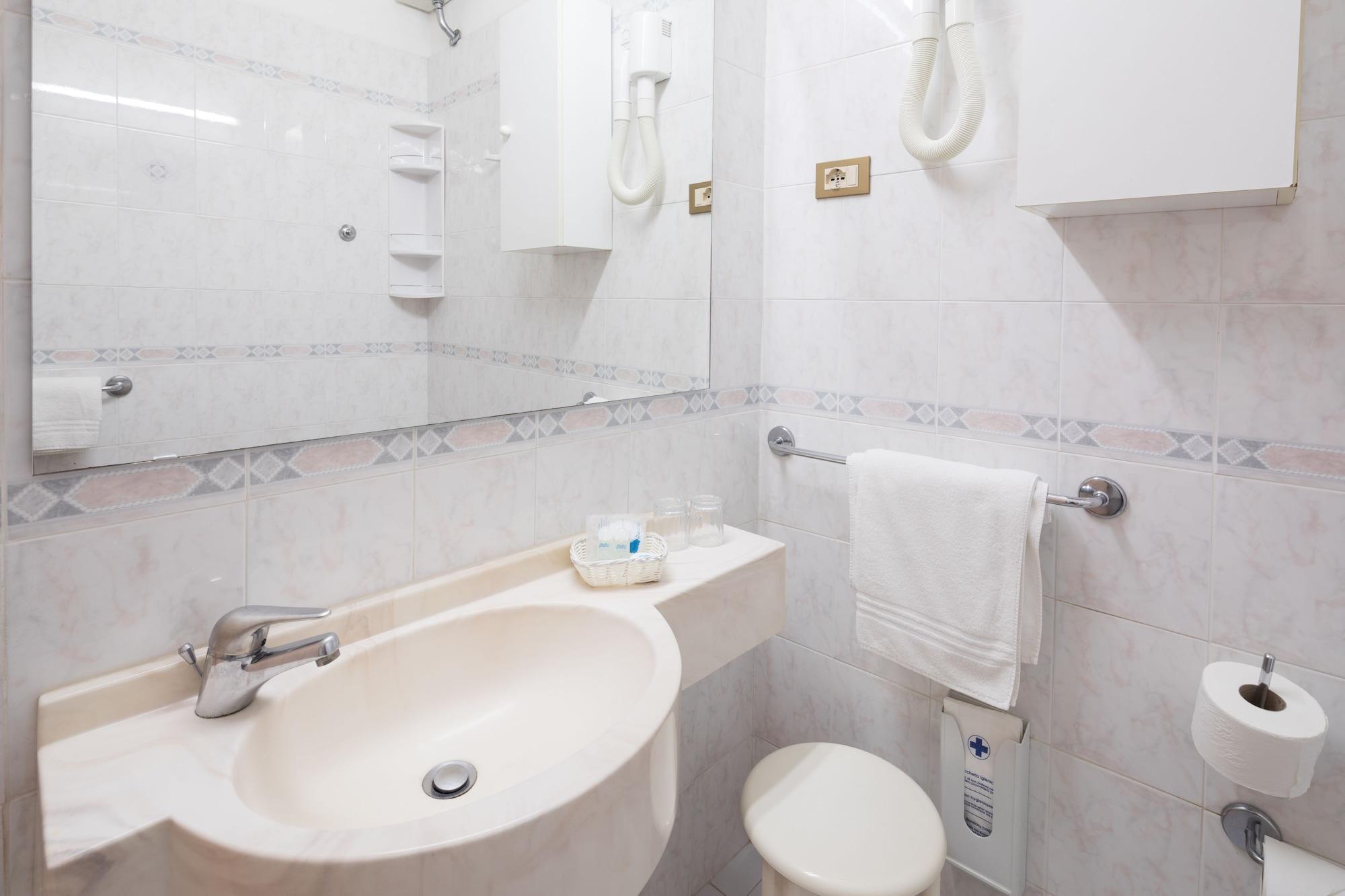 Hotel Astor Victoria Форте-деи-Марми Экстерьер фото