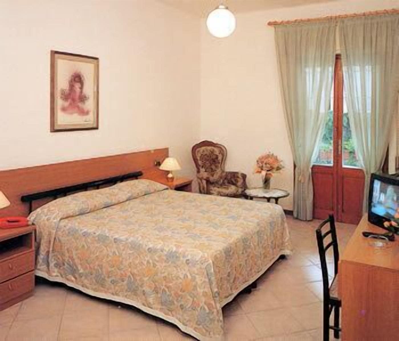 Hotel Astor Victoria Форте-деи-Марми Экстерьер фото